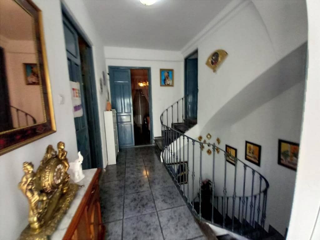 4 soveværelse Byhus til salg i Martos med swimmingpool - € 55.000 (Ref: 9202090)