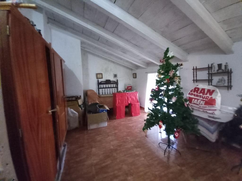 4 soveværelse Byhus til salg i Martos med swimmingpool - € 55.000 (Ref: 9202090)