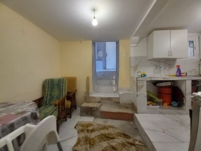 2 quarto Casa em Banda para venda em Martos com piscina - 29 000 € (Ref: 9207135)