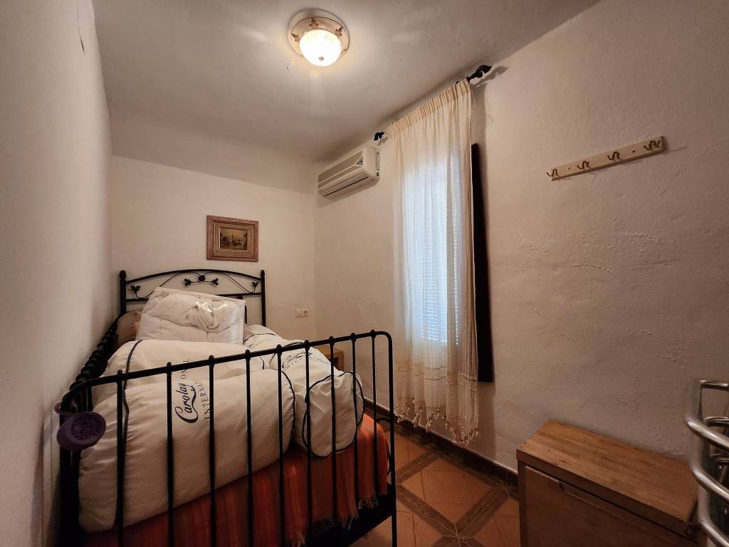 6 soverom Finca/Herregård til salgs i Iznajar med svømmebasseng - € 309 000 (Ref: 9243280)