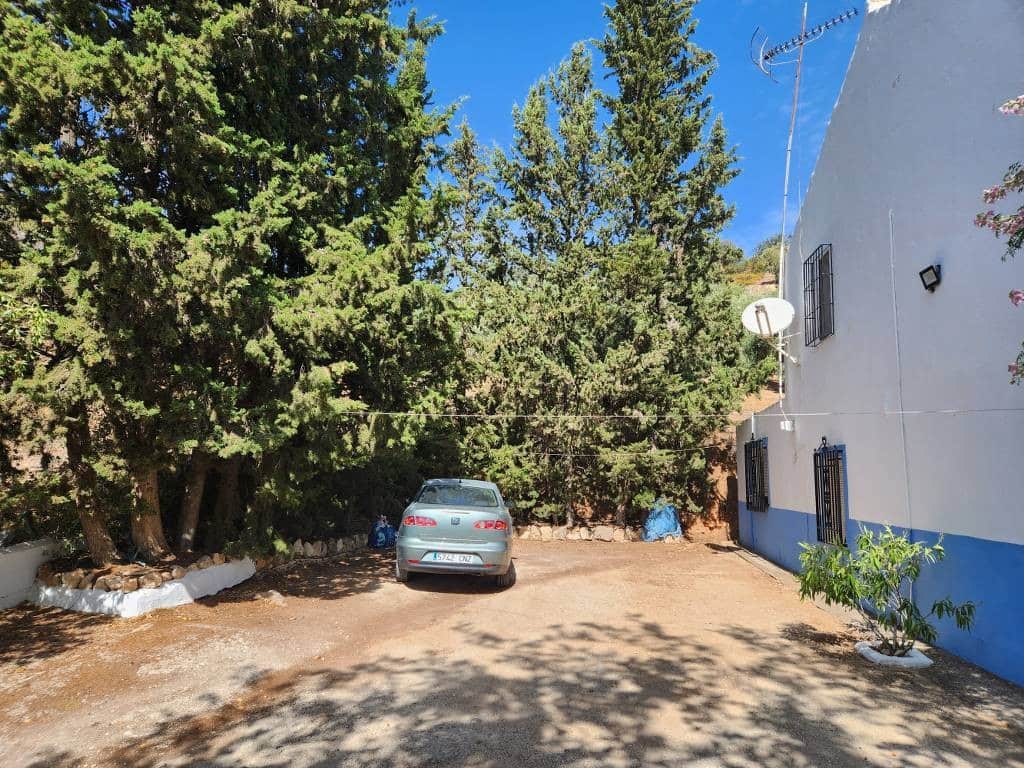 6 soverom Finca/Herregård til salgs i Iznajar med svømmebasseng - € 309 000 (Ref: 9243280)