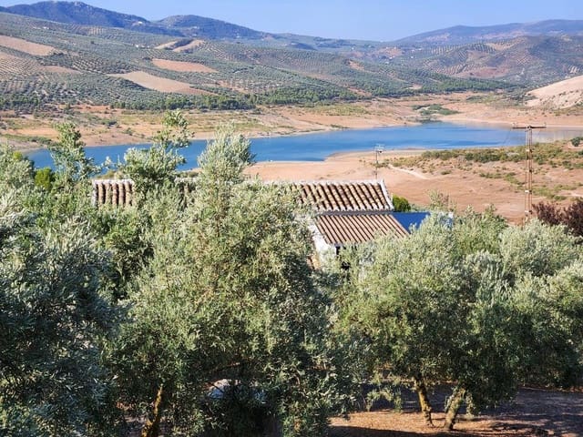 7 soveværelse Finca/Landehus til salg i Iznájar - € 325.000 (Ref: 9247162)