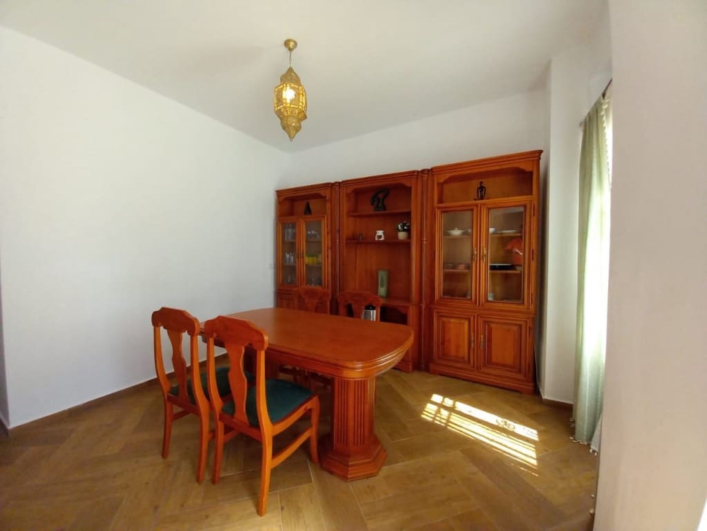 3 soverom Hus til salgs i Castillo de Locubin med svømmebasseng - € 110 000 (Ref: 9257951)