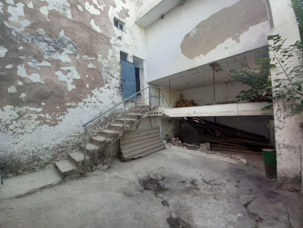 3 soverom Hus til salgs i Castillo de Locubin med svømmebasseng - € 110 000 (Ref: 9257951)