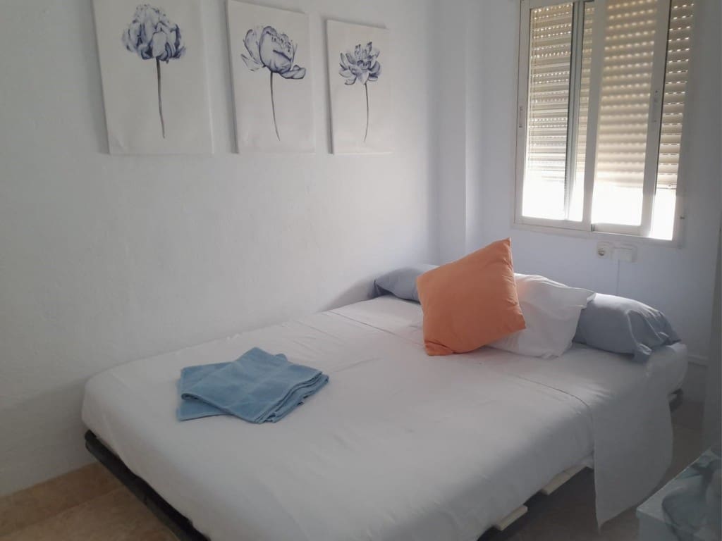 3 soveværelse Byhus til salg i Rute med swimmingpool - € 65.000 (Ref: 9265466)