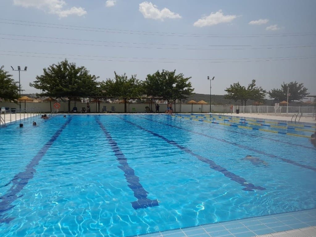 3 soveværelse Byhus til salg i Rute med swimmingpool - € 65.000 (Ref: 9265466)