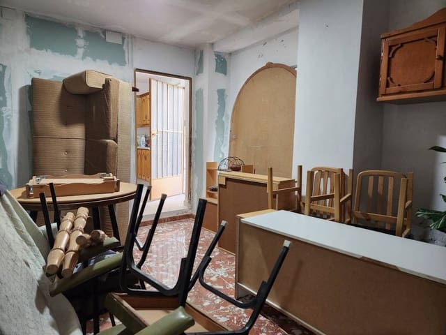 2 soverom Hus til salgs i Priego de Córdoba med svømmebasseng - € 65 000 (Ref: 9317784)