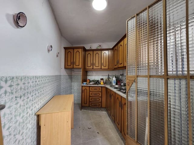 2 soverom Hus til salgs i Priego de Córdoba med svømmebasseng - € 65 000 (Ref: 9317784)