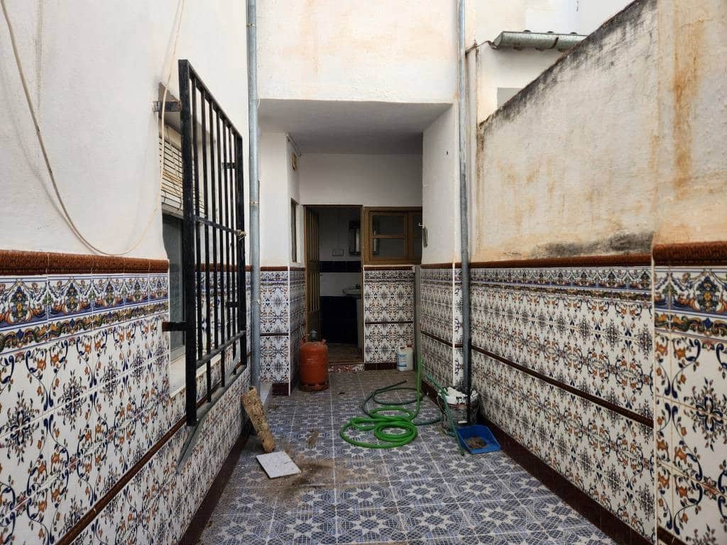 2 soverom Hus til salgs i Priego de Cordoba med svømmebasseng - € 65 000 (Ref: 9317784)