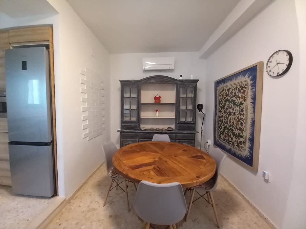 4 soveværelse Byhus til salg i Zuheros med swimmingpool - € 249.000 (Ref: 9322364)