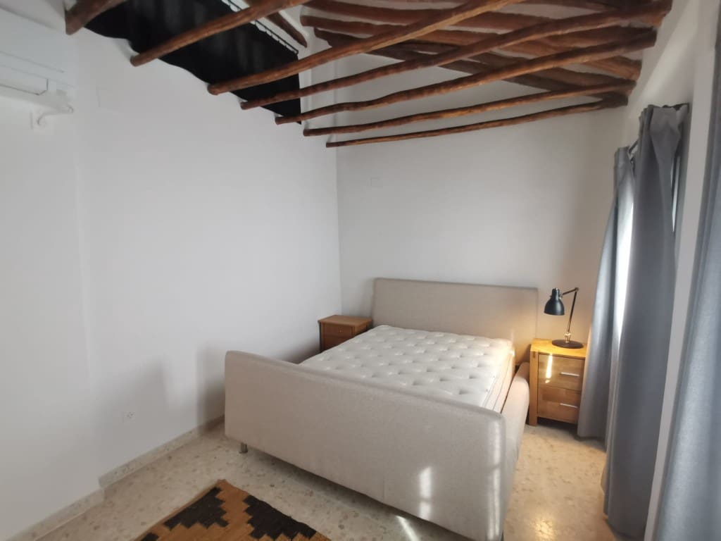 4 soveværelse Byhus til salg i Zuheros med swimmingpool - € 249.000 (Ref: 9322364)