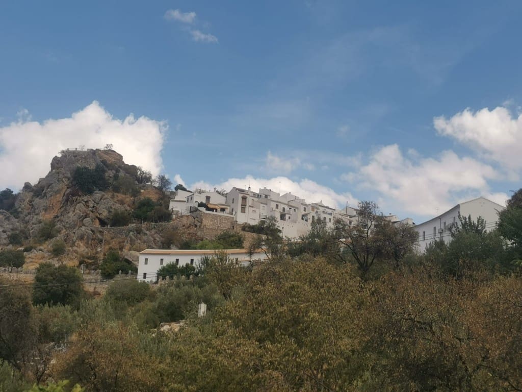 4 soveværelse Byhus til salg i Zuheros med swimmingpool - € 249.000 (Ref: 9322364)