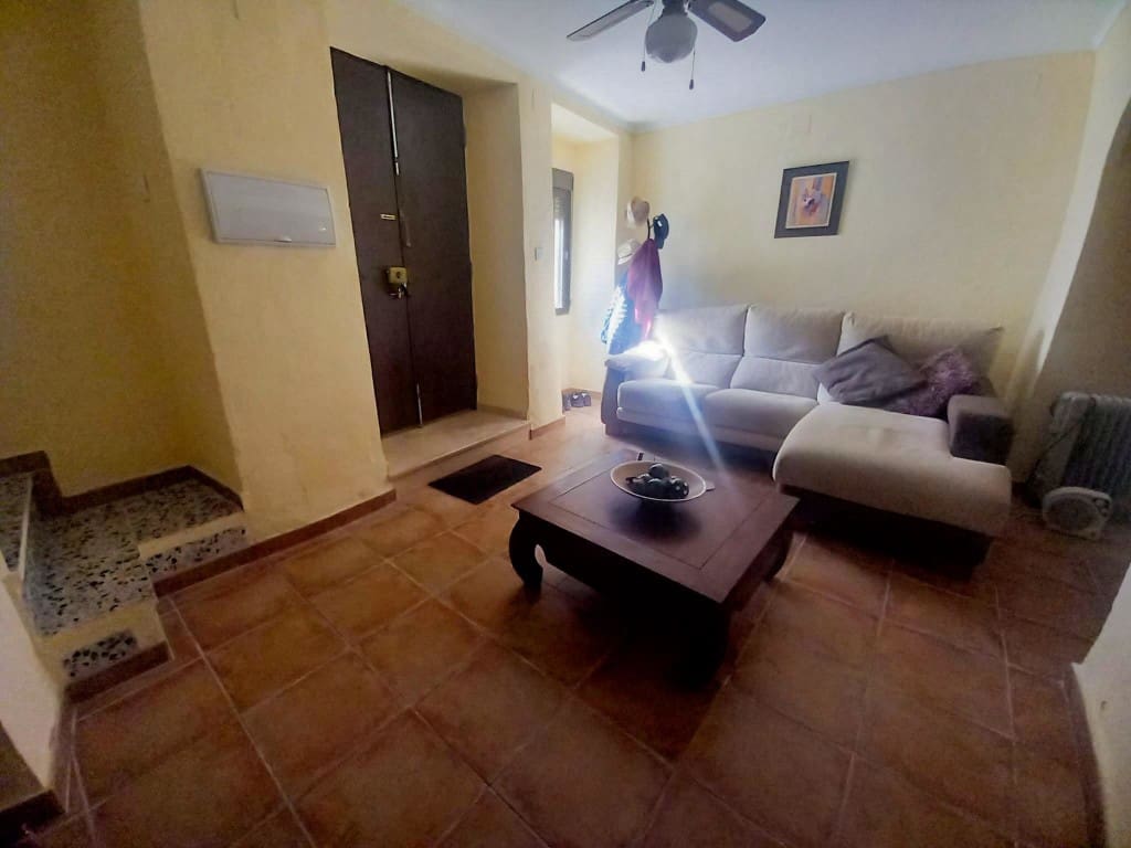 2 soveværelse Byhus til salg i Zuheros - € 115.000 (Ref: 9325809)