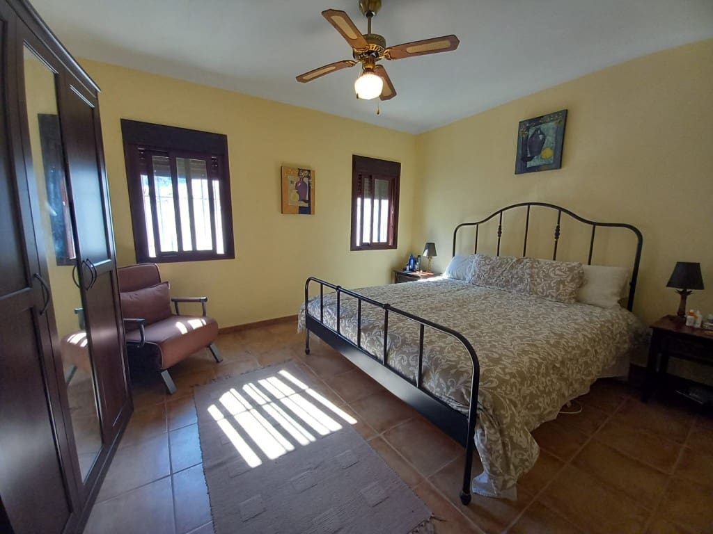 2 soveværelse Byhus til salg i Zuheros - € 115.000 (Ref: 9325809)