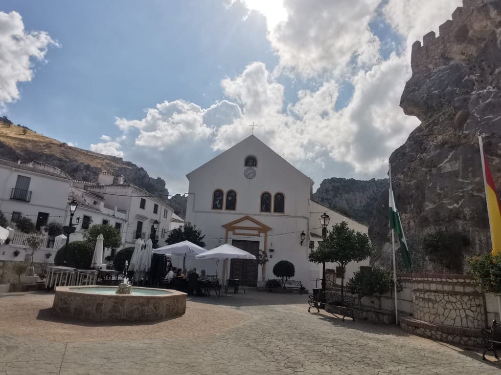 2 soveværelse Byhus til salg i Zuheros - € 115.000 (Ref: 9325809)