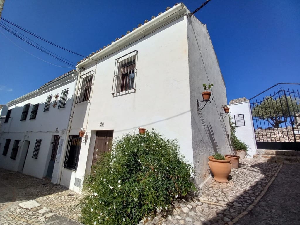 2 soveværelse Byhus til salg i Zuheros - € 115.000 (Ref: 9325809)