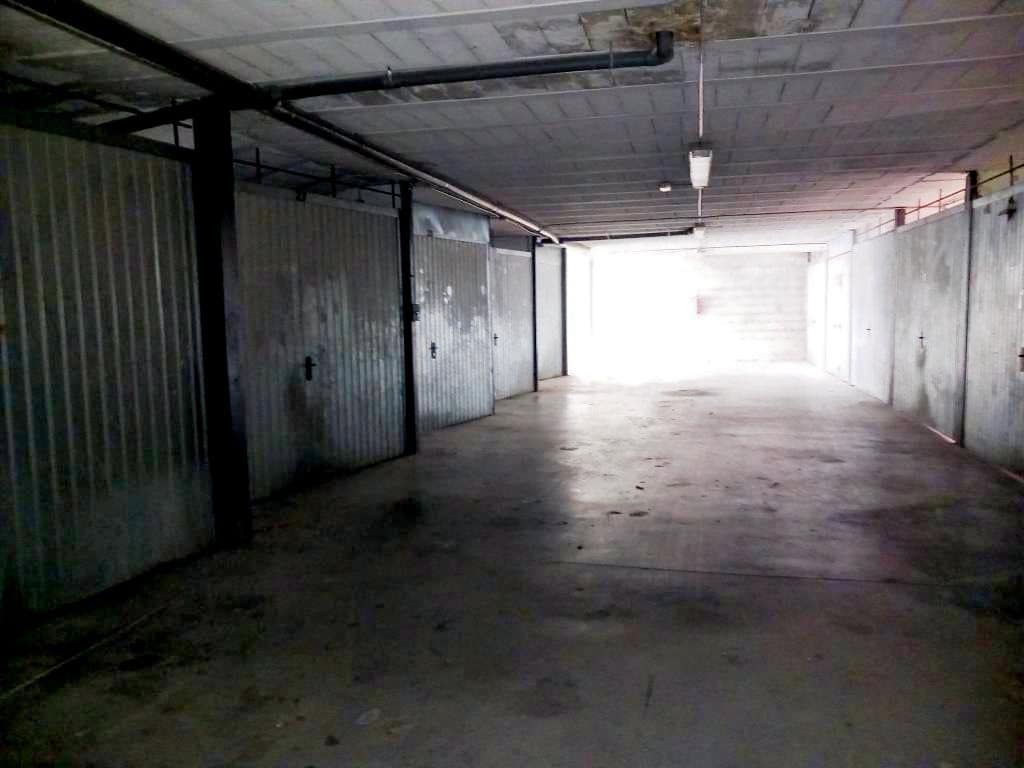 Garage te koop in Martos - € 12.900 (Ref: 9338811)