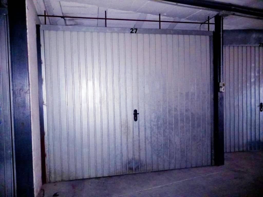 Garage te koop in Martos - € 12.900 (Ref: 9338811)