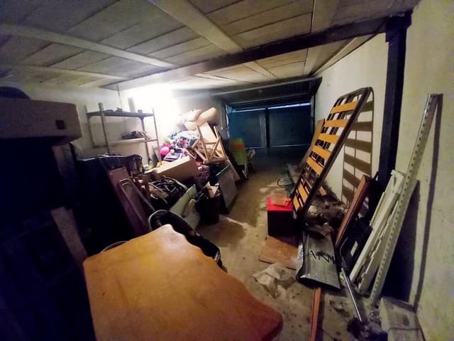 Garage til salg i Martos - € 12.900 (Ref: 9338811)