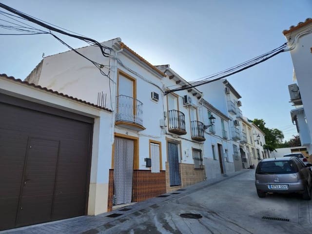 3 quarto Casa em Banda para venda em Cuevas de San Marcos - 47 000 € (Ref: 9341119)
