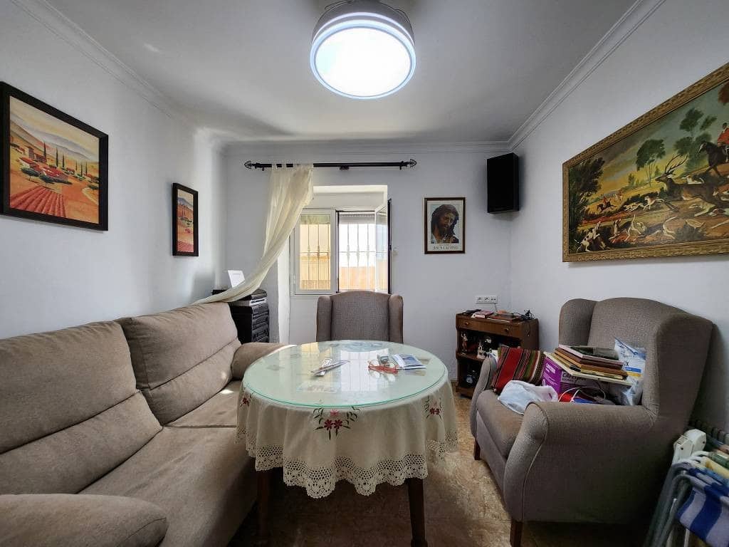 4 quarto Casa em Banda para venda em Cuevas de San Marcos com piscina - 99 000 € (Ref: 9341120)