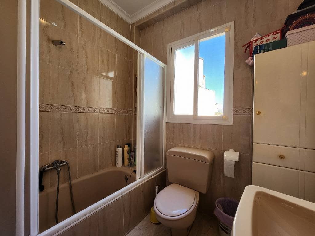 4 quarto Casa em Banda para venda em Cuevas de San Marcos com piscina - 99 000 € (Ref: 9341120)