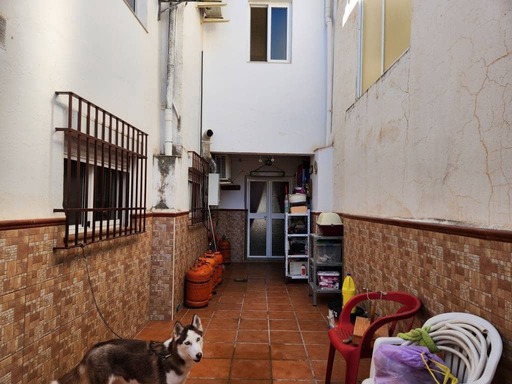 4 quarto Casa em Banda para venda em Cuevas de San Marcos com piscina - 99 000 € (Ref: 9341120)