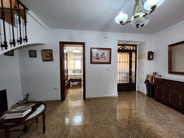 4 quarto Casa em Banda para venda em Cuevas de San Marcos com piscina - 99 000 € (Ref: 9341120)