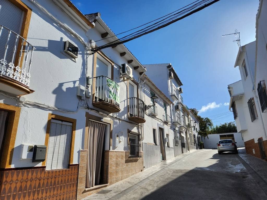 4 quarto Casa em Banda para venda em Cuevas de San Marcos com piscina - 99 000 € (Ref: 9341120)