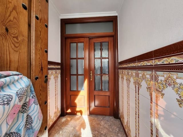 4 quarto Casa em Banda para venda em Luque com piscina - 55 000 € (Ref: 9342141)