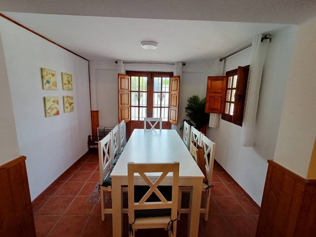 4 soveværelse Villa til salg i Cabra med swimmingpool garage - € 419.000 (Ref: 9343262)