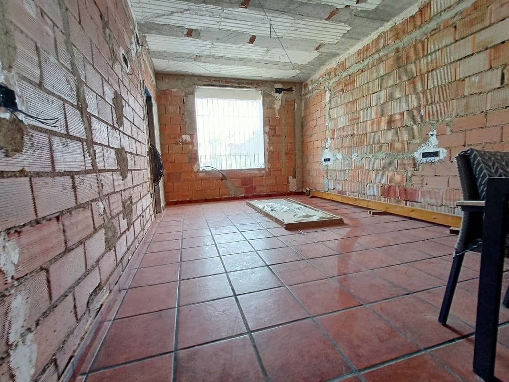 4 soveværelse Villa til salg i Cabra med swimmingpool garage - € 419.000 (Ref: 9343262)