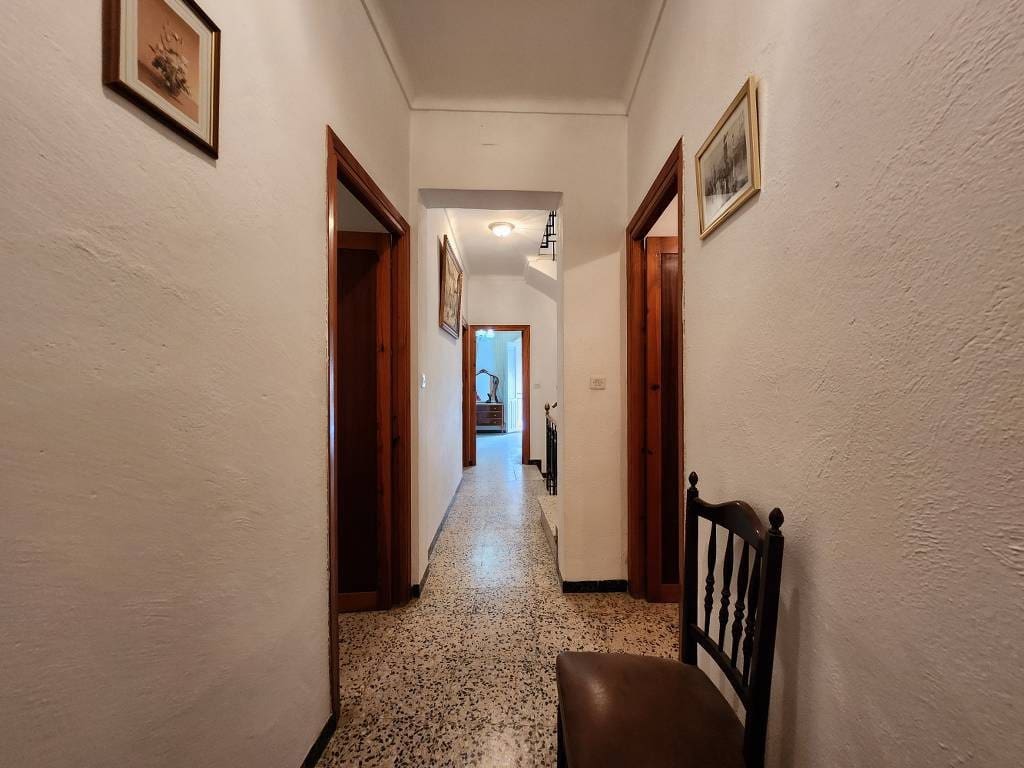 8 quarto Casa em Banda para venda em Cuevas de San Marcos com piscina - 125 000 € (Ref: 9347175)