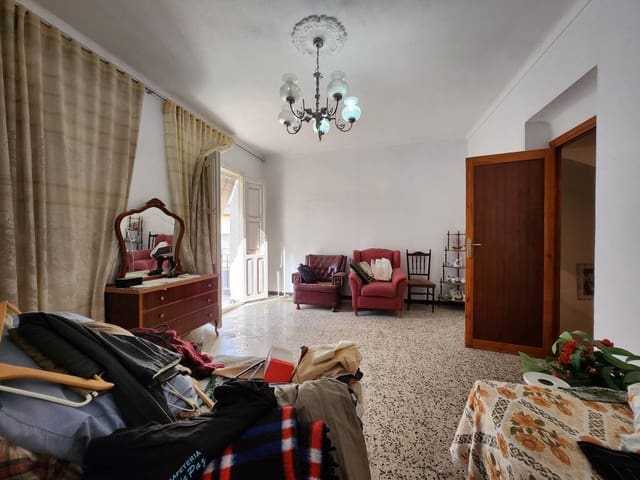 8 quarto Casa em Banda para venda em Cuevas de San Marcos com piscina - 125 000 € (Ref: 9347175)