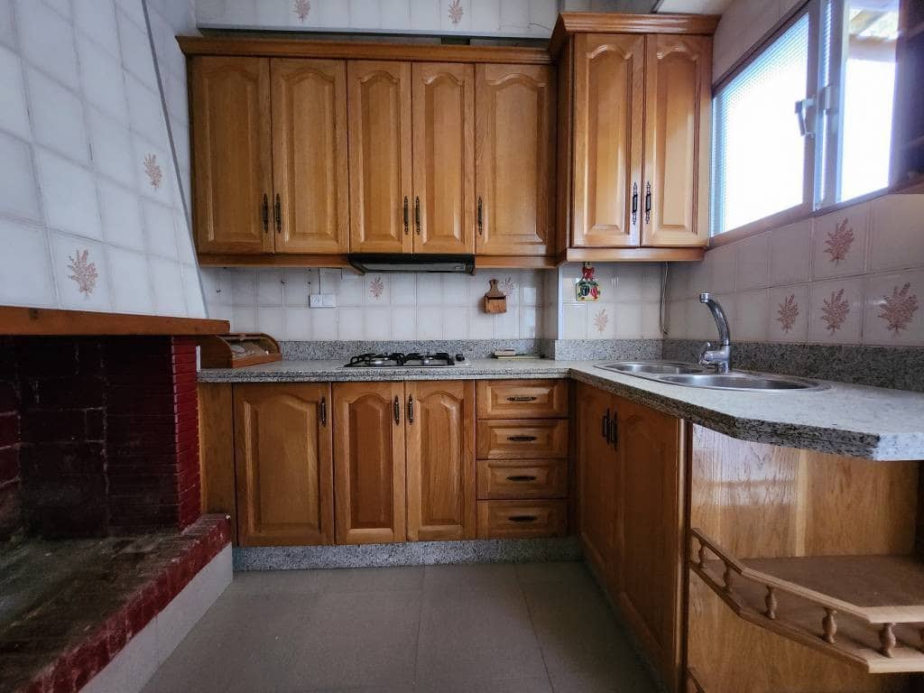 5 sypialnia Dom na sprzedaż w Rute - 56 000 € (Ref: 9367422)