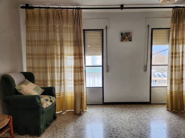 8 soveværelse Byhus til salg i Rute - € 69.000 (Ref: 9388401)