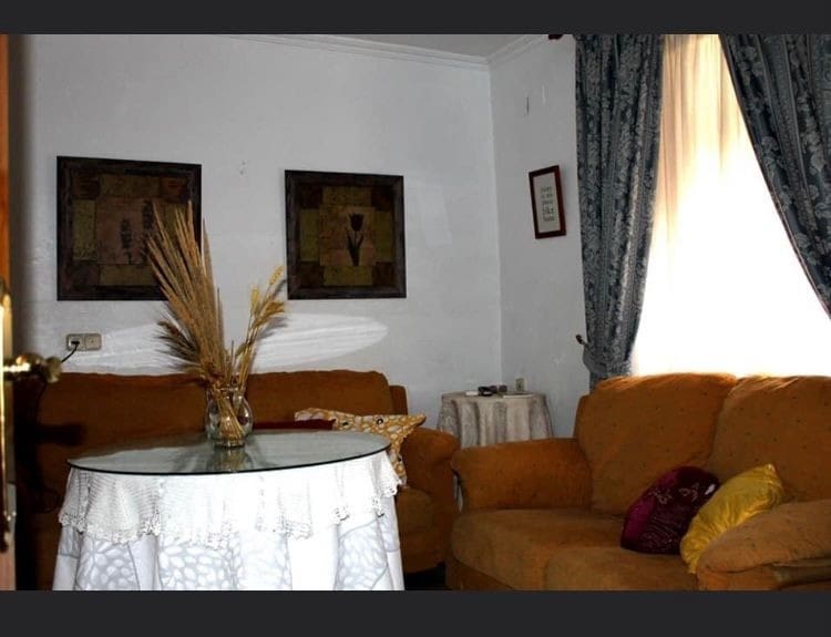 5 sypialnia Dom na sprzedaż w Luque z basenem - 74 000 € (Ref: 9388402)