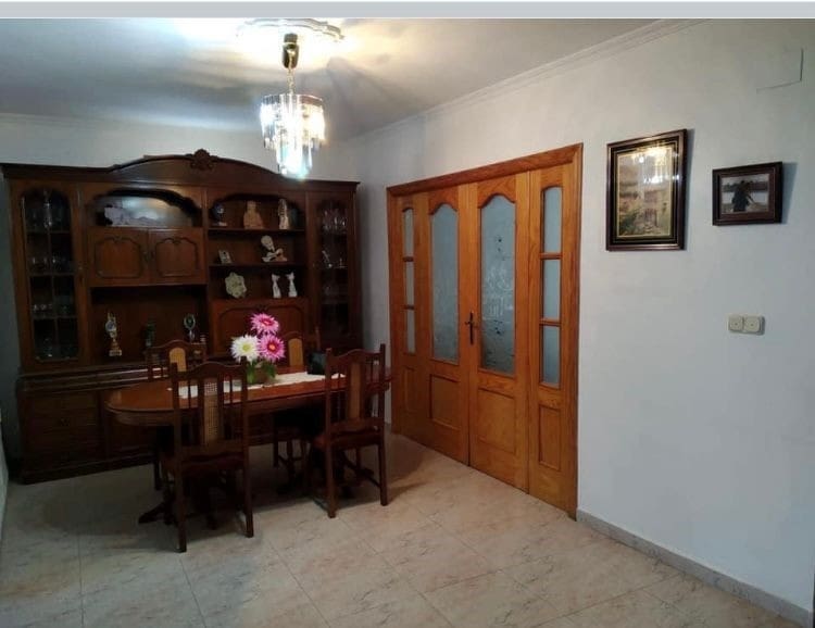 5 sypialnia Dom na sprzedaż w Luque z basenem - 74 000 € (Ref: 9388402)
