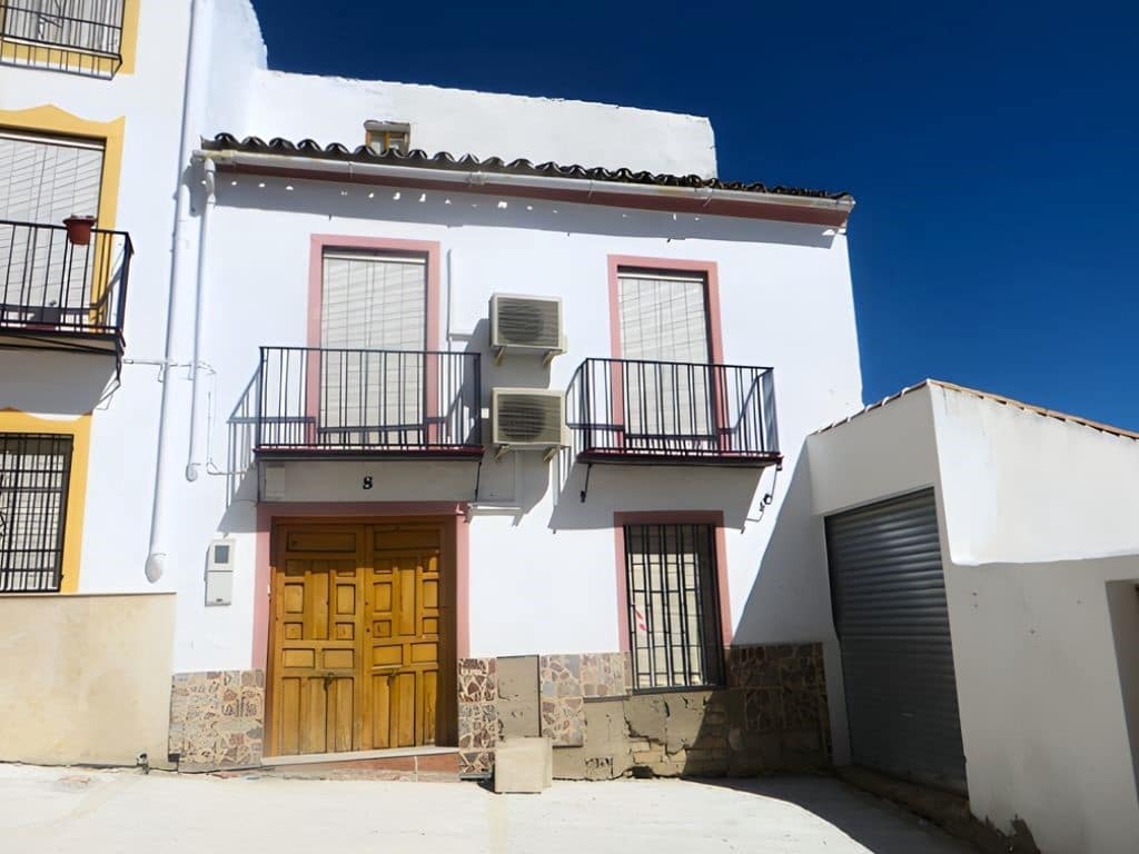 5 sypialnia Dom na sprzedaż w Luque z basenem - 74 000 € (Ref: 9388402)