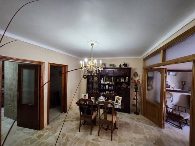 3 soveværelse Byhus til salg i Luque med swimmingpool - € 75.000 (Ref: 9393408)