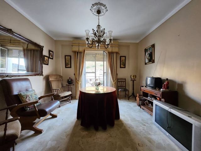 3 soveværelse Byhus til salg i Luque med swimmingpool - € 75.000 (Ref: 9393408)