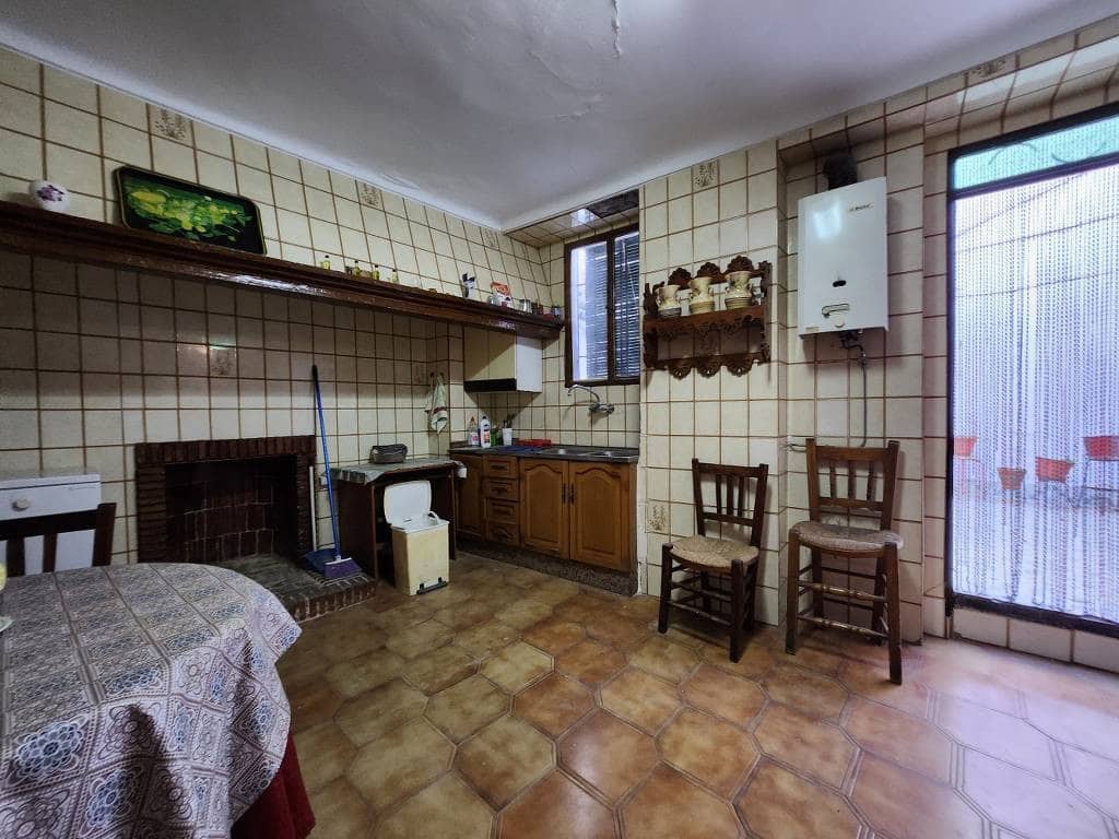 5 sypialnia Dom na sprzedaż w Luque z basenem - 72 000 € (Ref: 9409291)