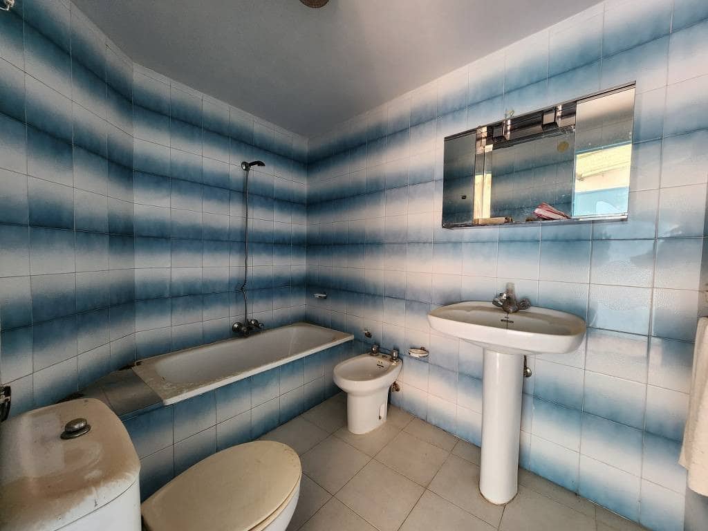 3 soveværelse Byhus til salg i Luque med swimmingpool - € 52.000 (Ref: 9409292)