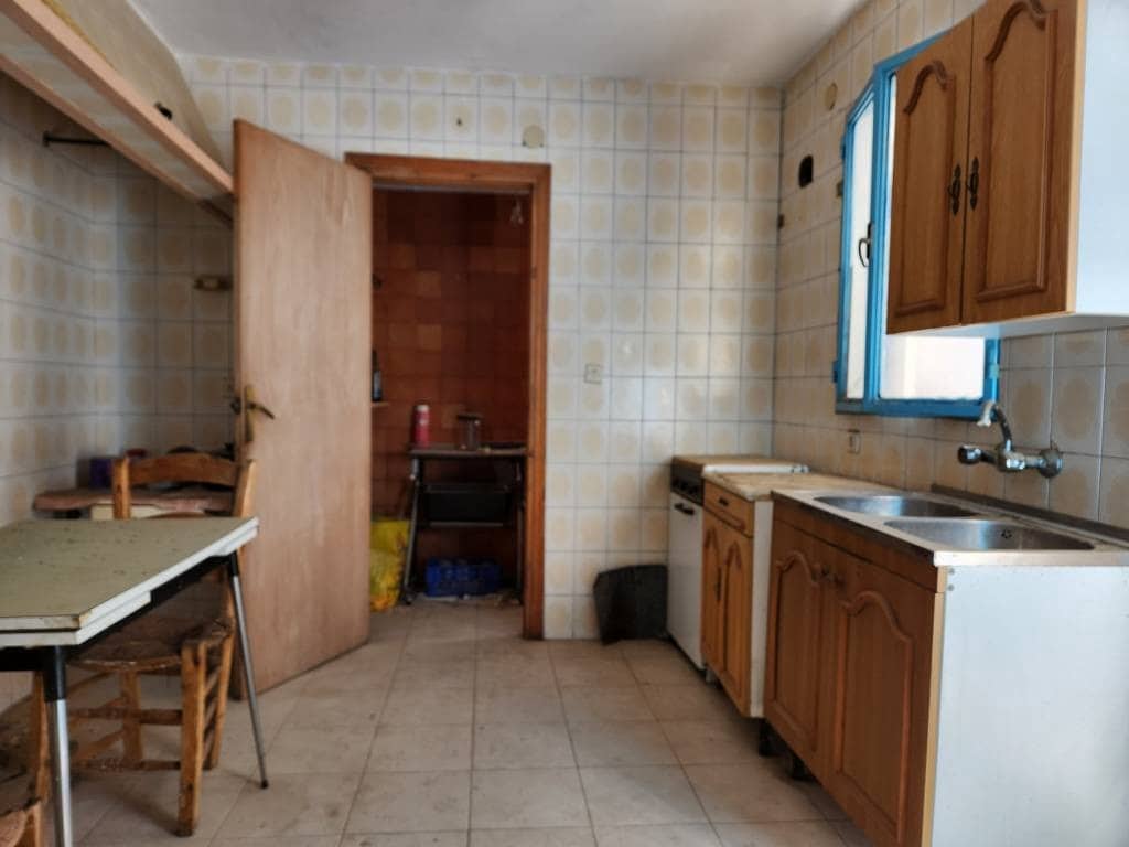 3 soveværelse Byhus til salg i Luque med swimmingpool - € 52.000 (Ref: 9409292)