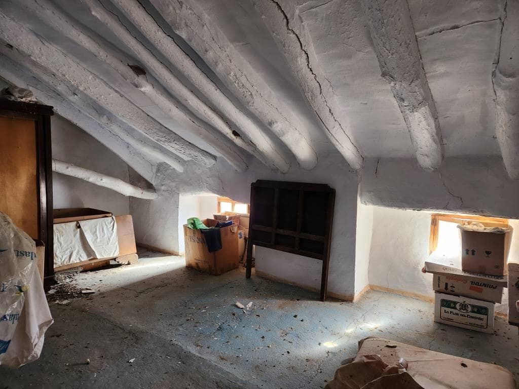 3 soveværelse Byhus til salg i Luque med swimmingpool - € 52.000 (Ref: 9409292)