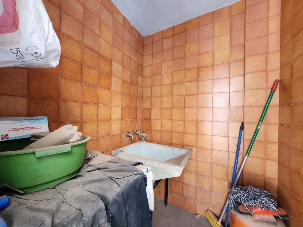 3 soveværelse Byhus til salg i Luque med swimmingpool - € 52.000 (Ref: 9409292)