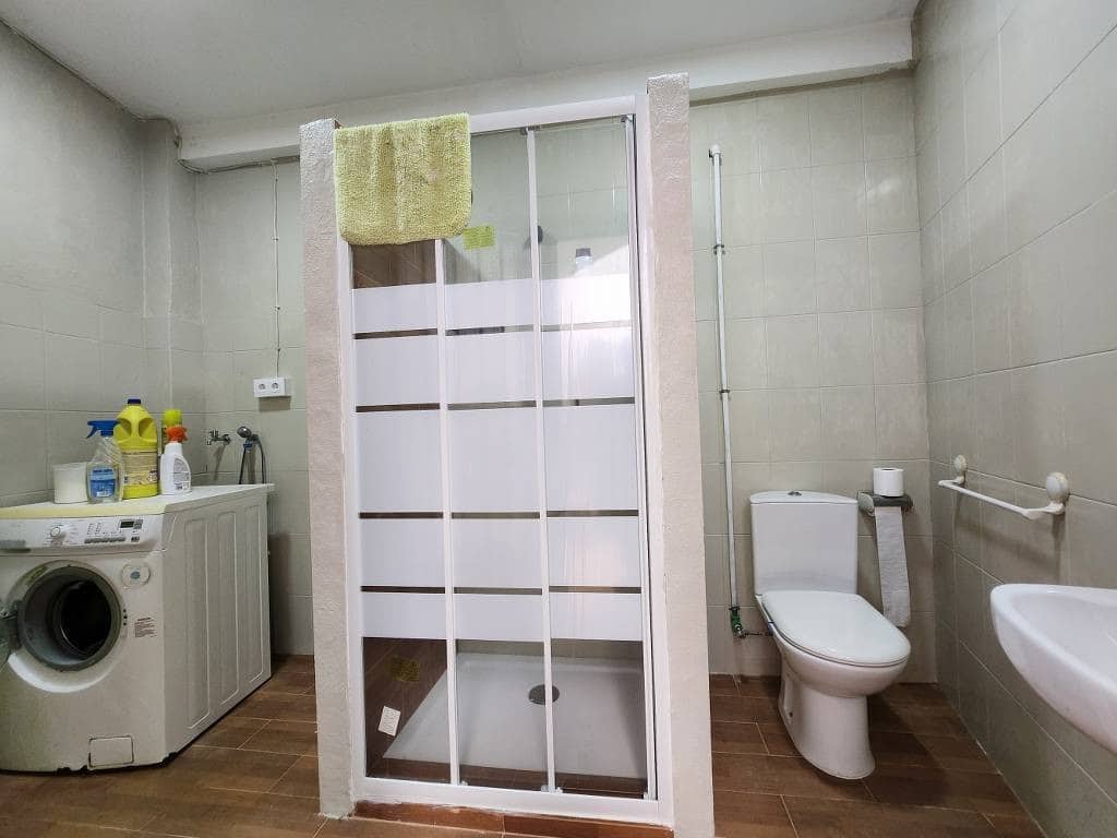 5 bedroom Townhouse for sale in Rute with pool - € 68,000 (Ref: 9427122)