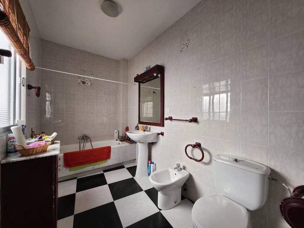 5 bedroom Townhouse for sale in Rute with pool - € 68,000 (Ref: 9427122)