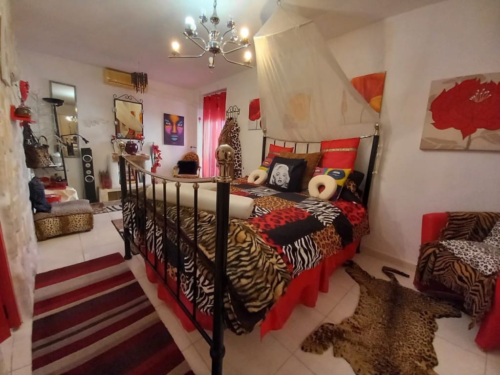 3 soverom Hus til salgs i Castillo de Locubin med svømmebasseng - € 110 000 (Ref: 9428764)