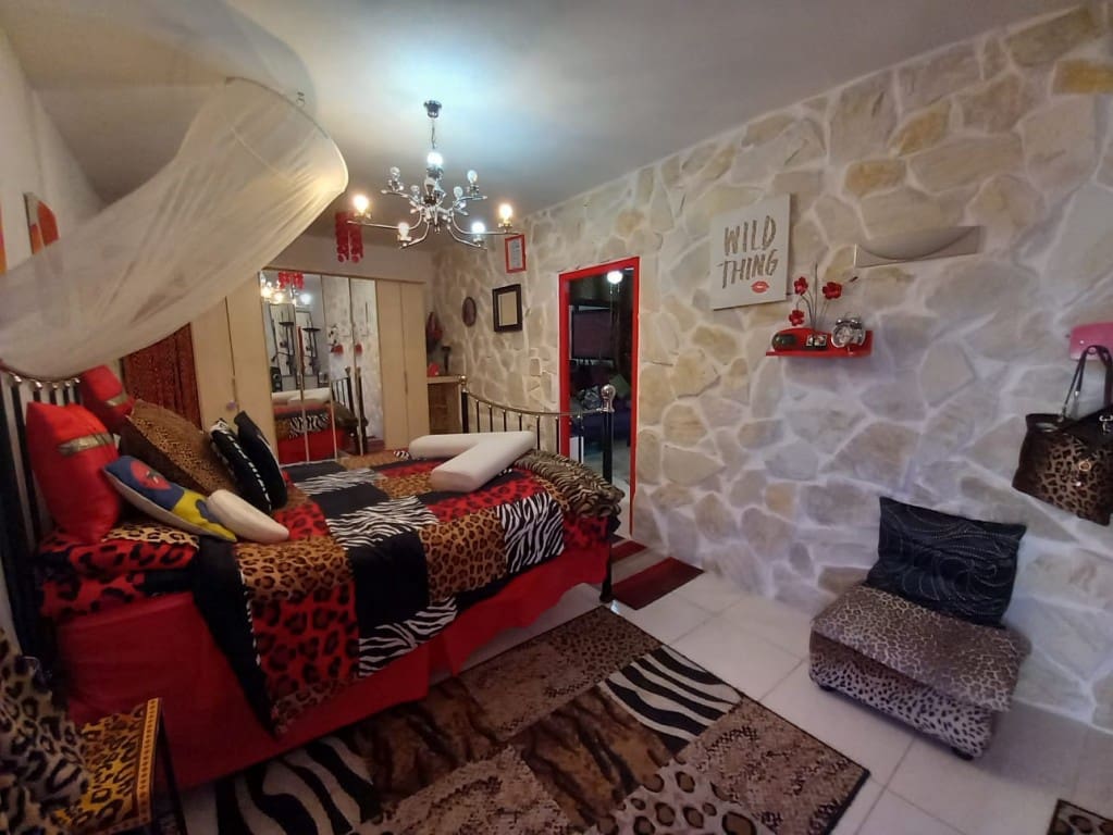 3 soverom Hus til salgs i Castillo de Locubin med svømmebasseng - € 110 000 (Ref: 9428764)